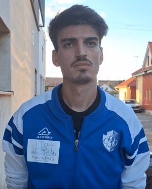 fotbalist_eduard_dina